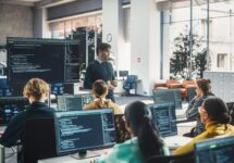 We offer a variety of short courses and workshops for human resource professionals and flight operations personnel involved in pilot hiring. These courses are offered periodically In Chicago and Montreal.